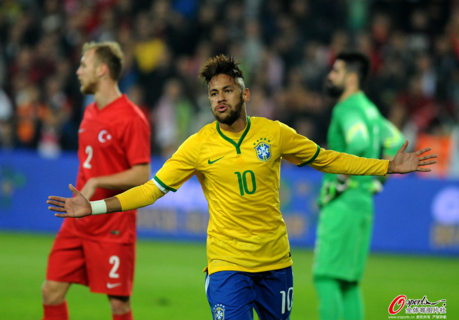 土耳其翻盘荷兰,内马尔统治全场的简单介绍 土耳其翻盘荷兰,内马尔统治全场的简单介绍