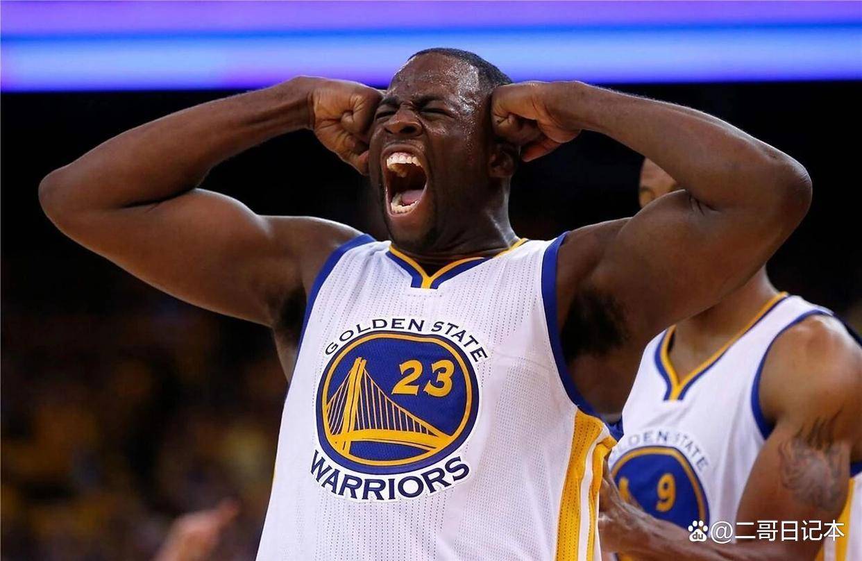 超级巨星现身，球队轻松击败对手轰动全场！的简单介绍