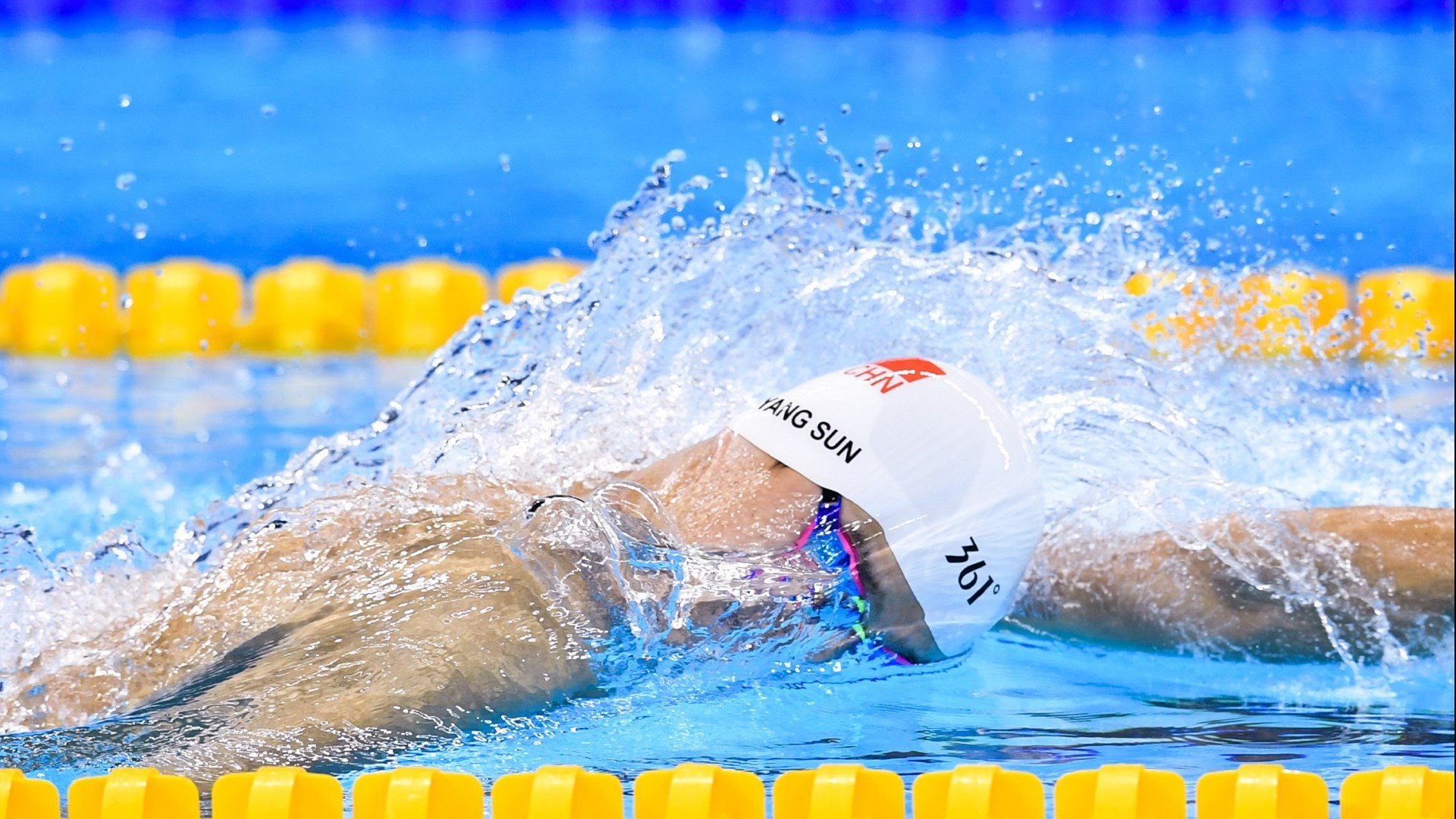 跨界狂想，当广厦铁军打穿76人防线，保罗在F1赛道接管年度争冠