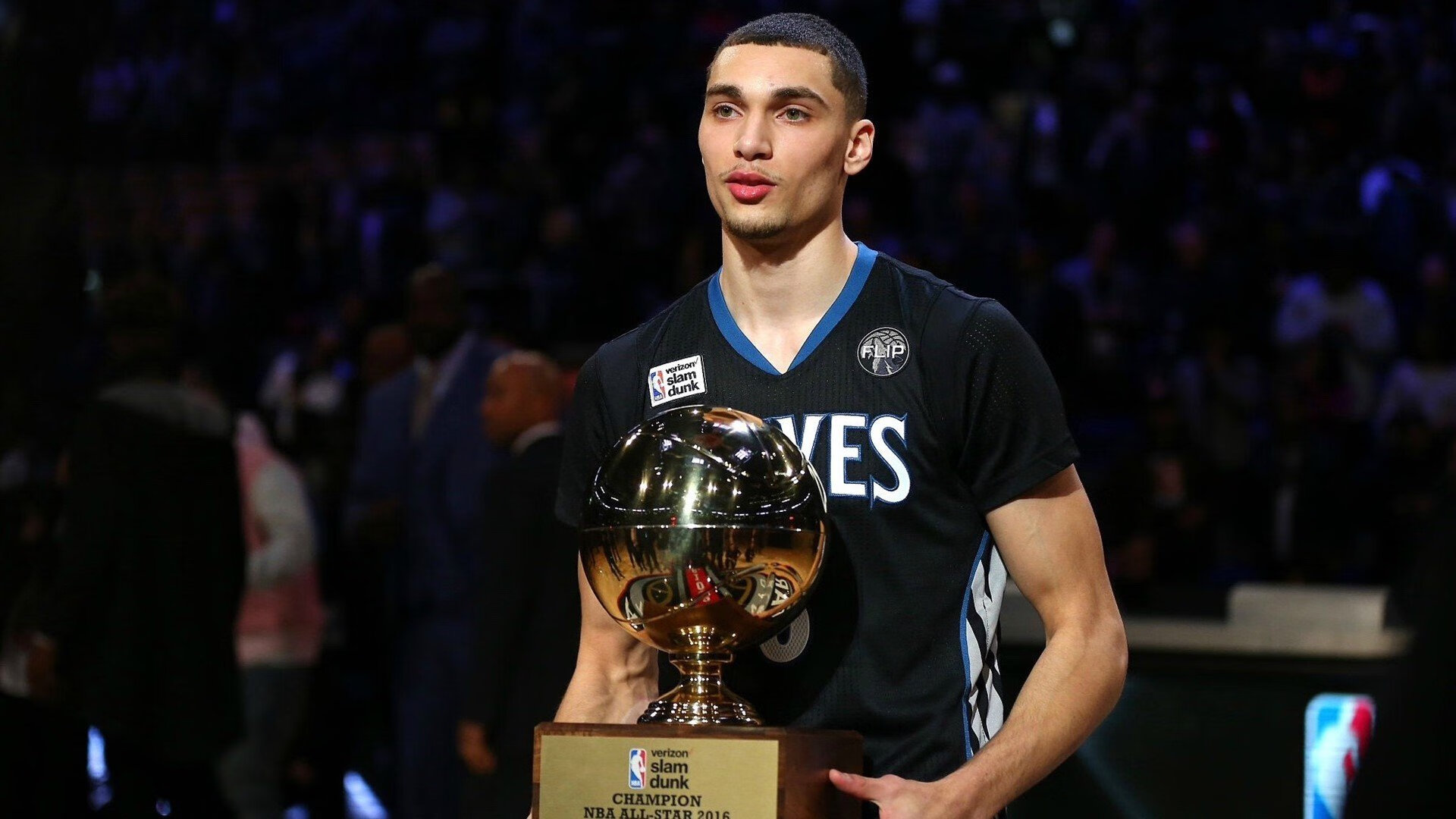 冰火淬炼，西亚卡姆的爆发之夜与鹈鹕的加时鏖战